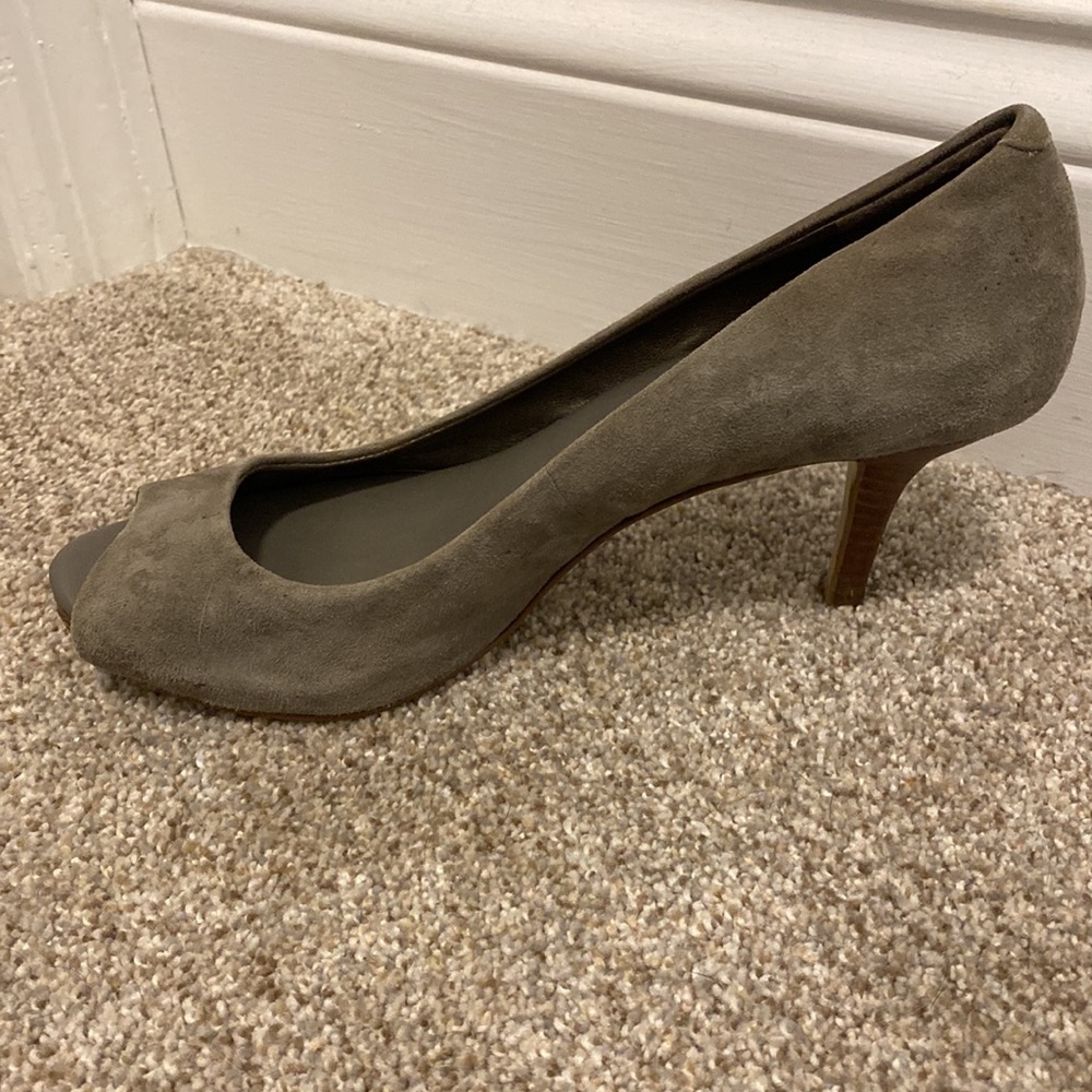 Banana republic gray suede heels. Size 7.5